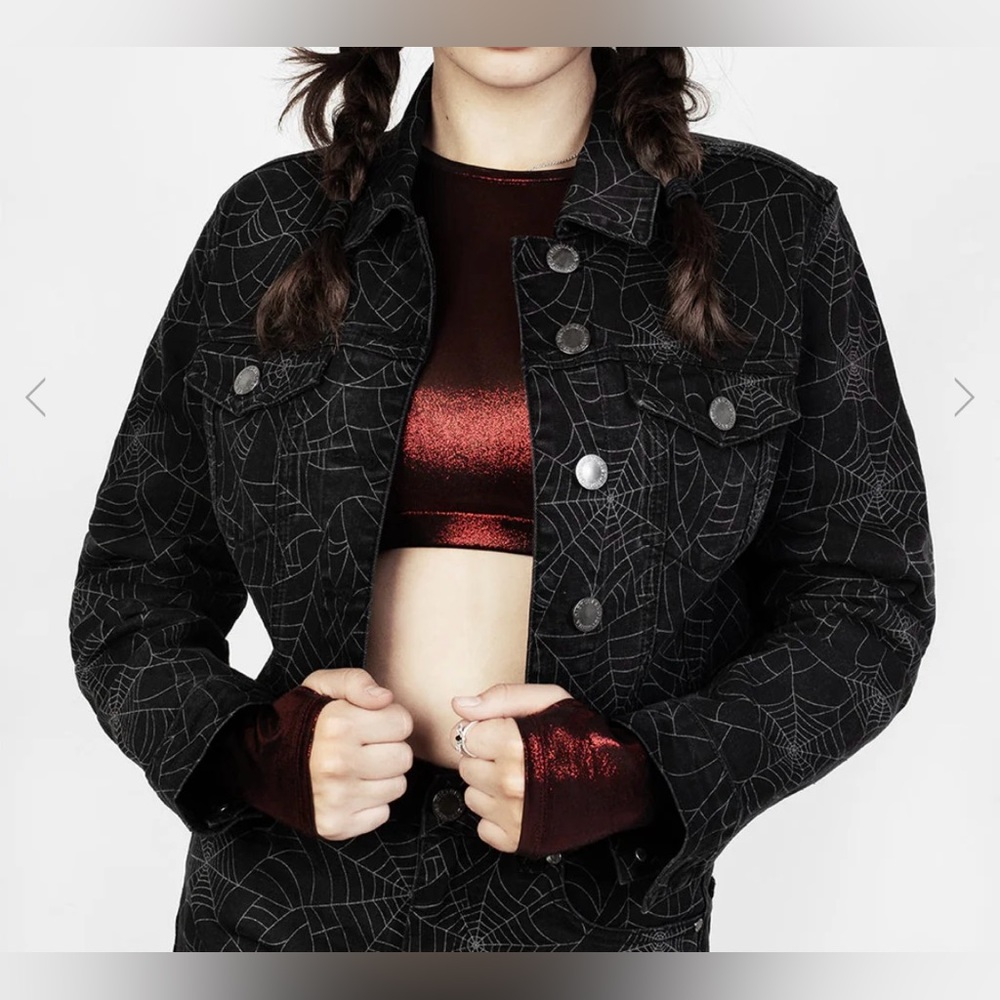 Disturbia Web Designed Cropped Black Denim Jacket Women's Size 6